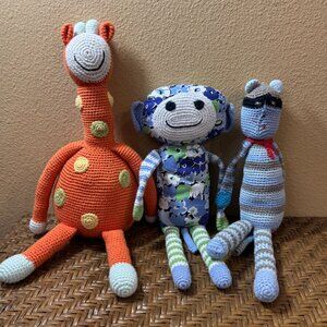 Pebble Crochet Stuffed Animals Set - Giraffe Monkey & Cat